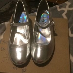 Silver heels